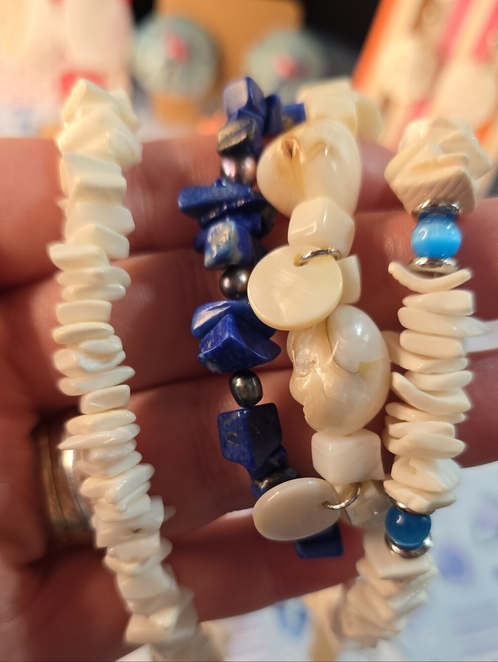 Beach theme jewelry Heishi Puca Conch Shells Stone Pearls metal and more 20pcs - Picture 4 of 8